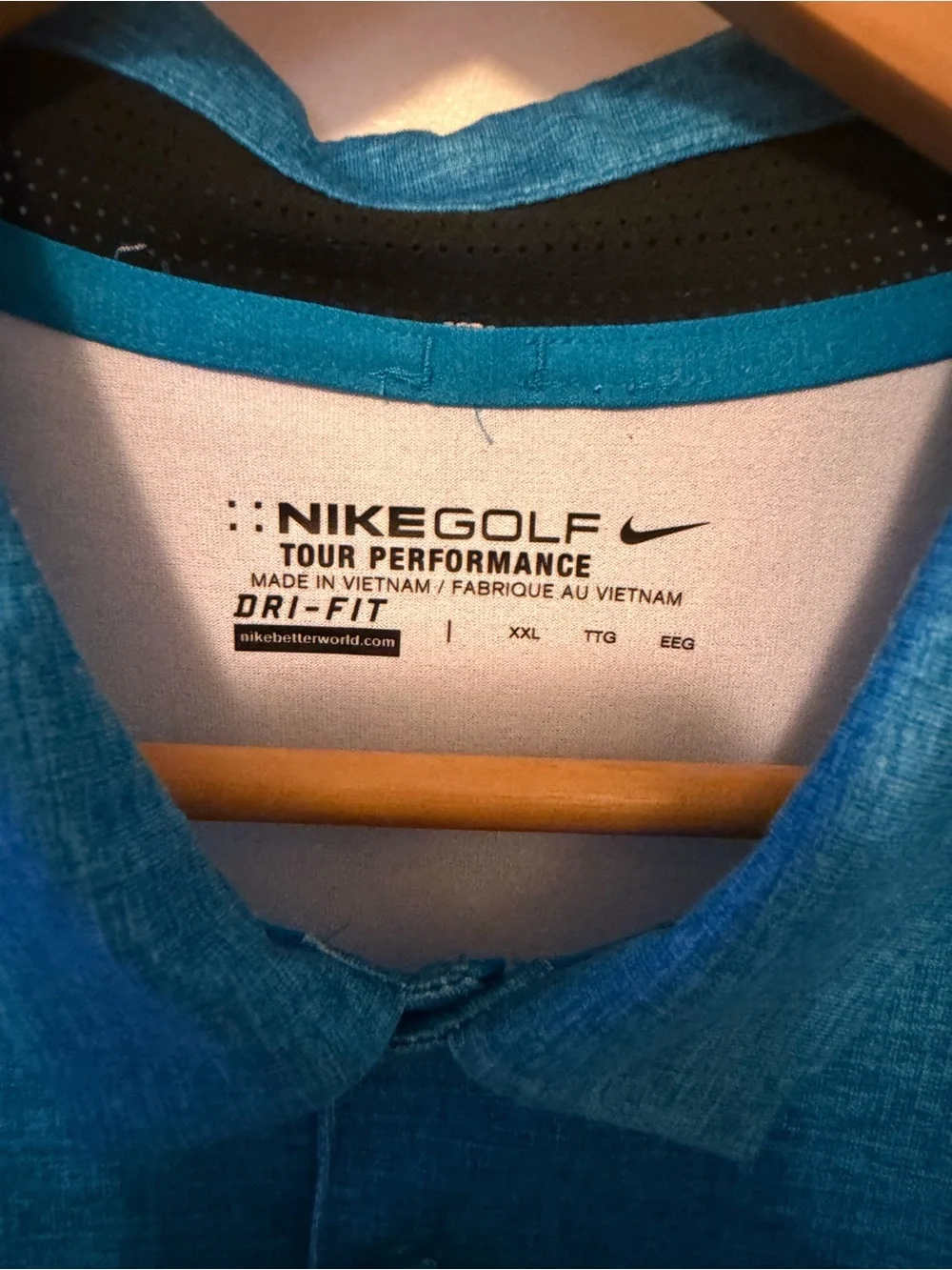 Nike Golf Men’s Blue-to-White Ombre Polo. Like new